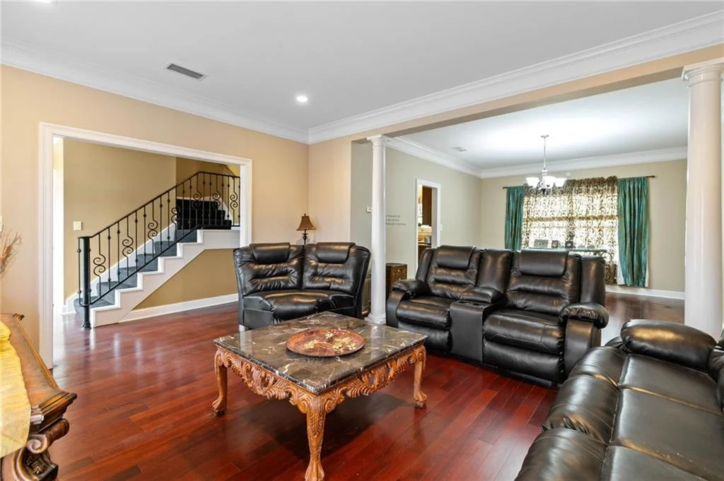 Listing image