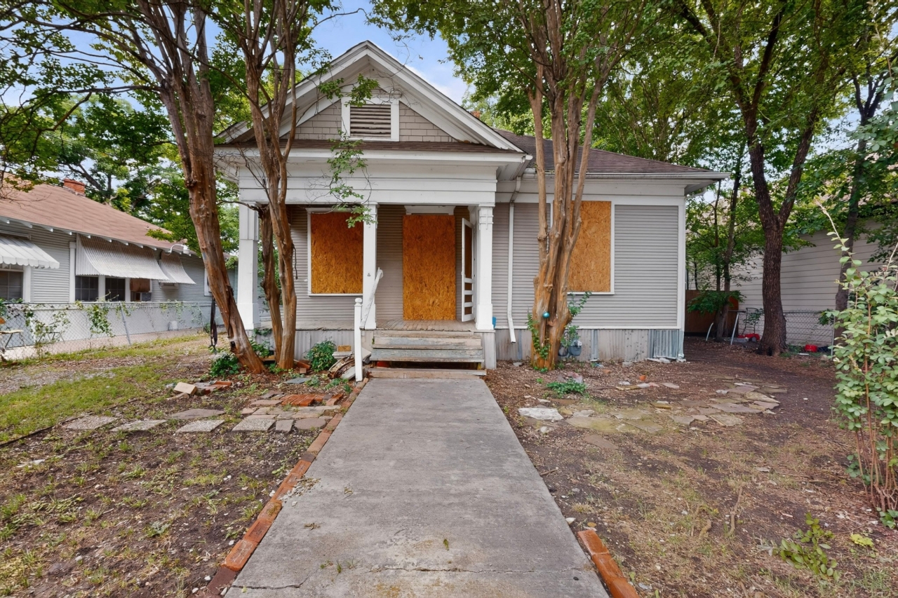 listing image
