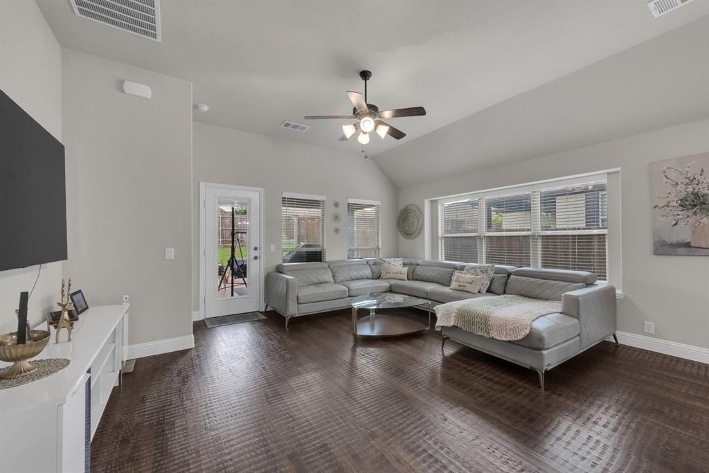 Listing image