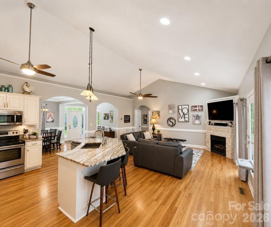 Listing image