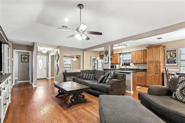 Listing image