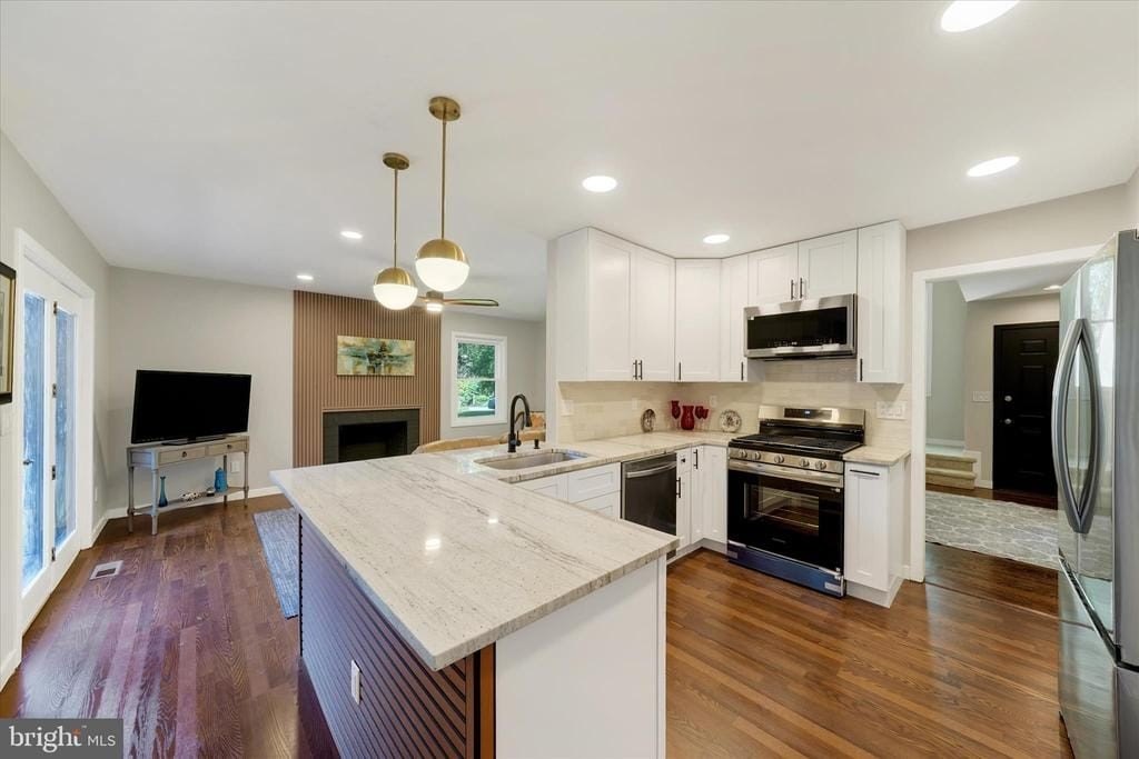 Listing image