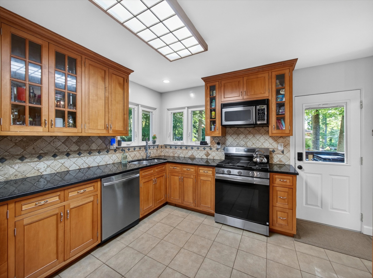 Listing image