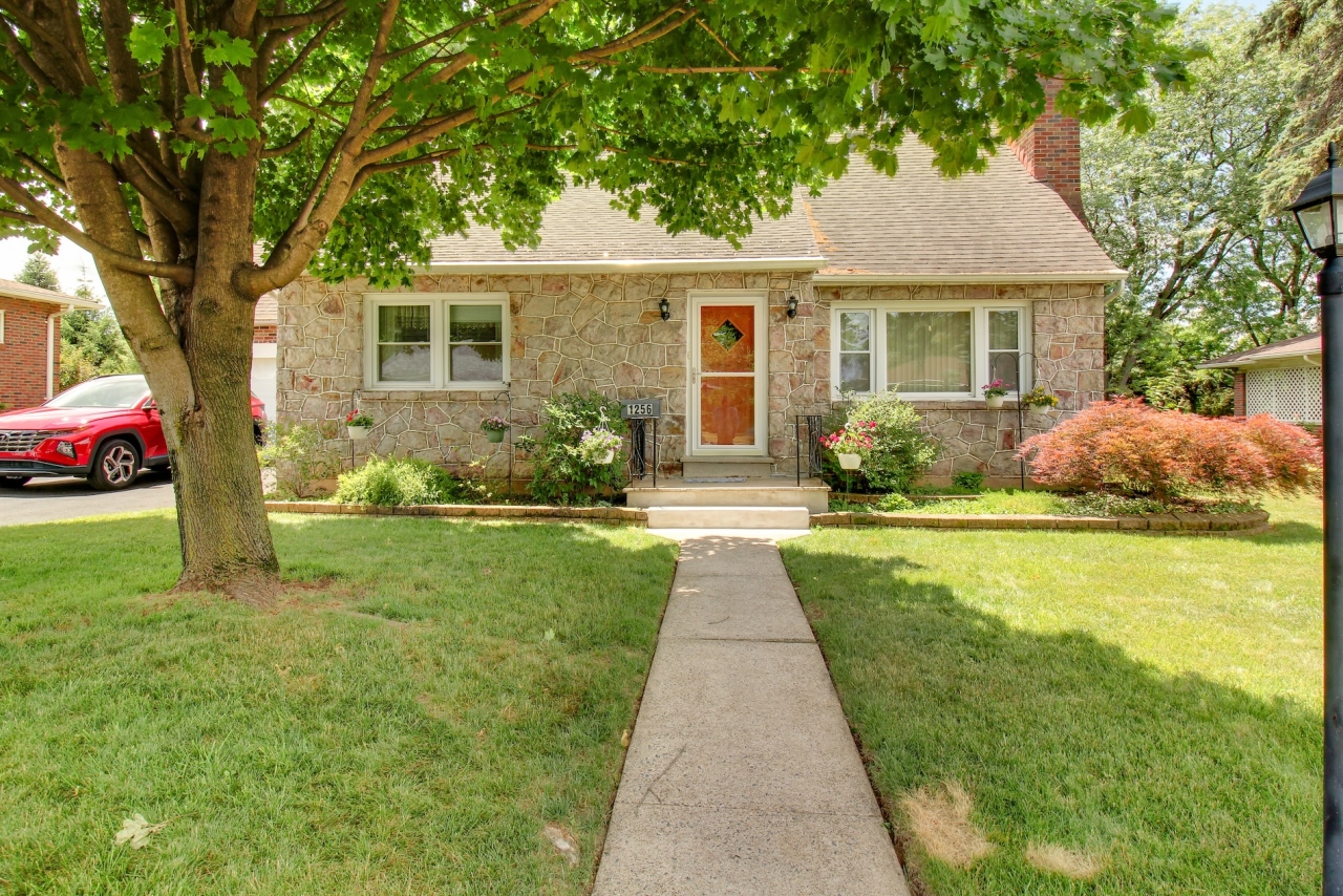 listing image