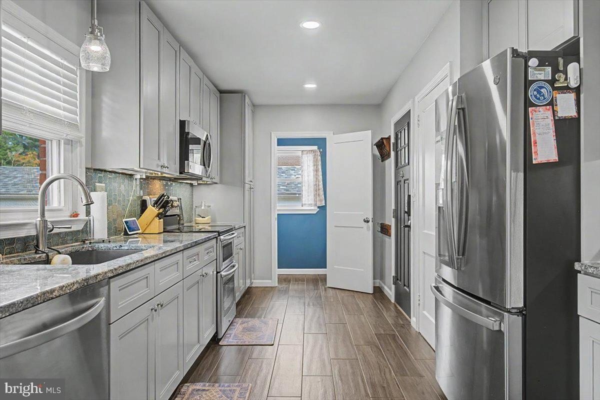 Listing image
