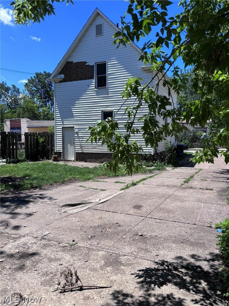 Listing image