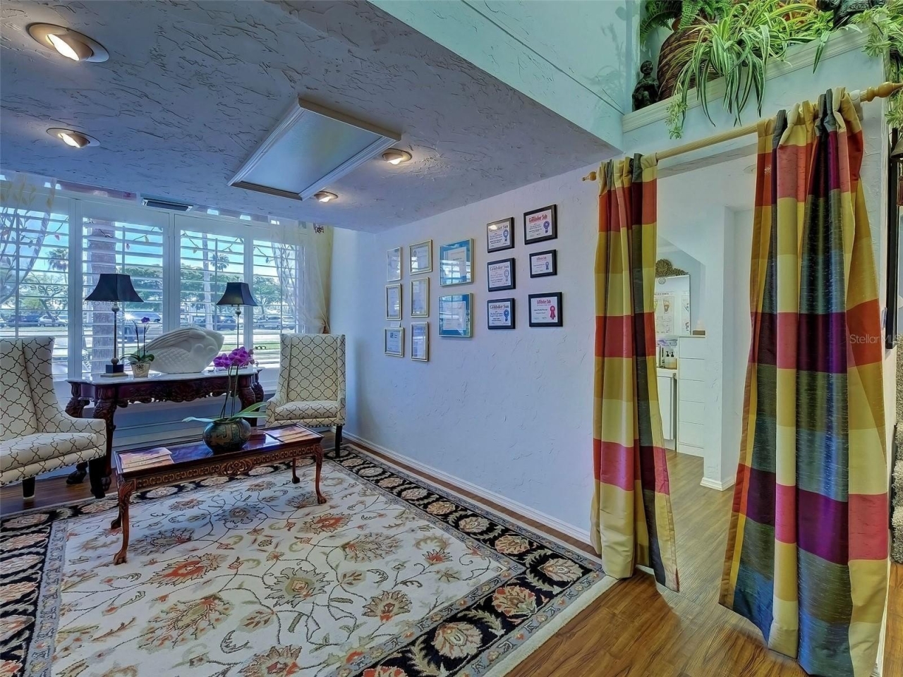 Listing image