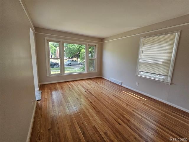 Listing image