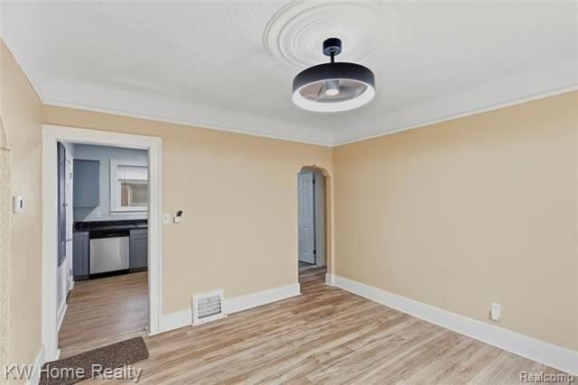 Listing image