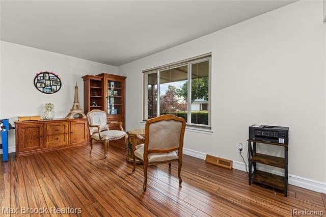 Listing image