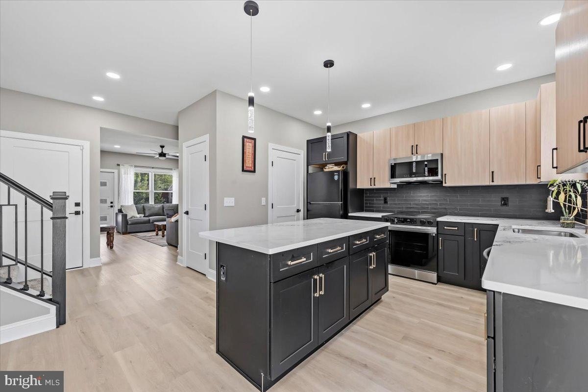 Listing image
