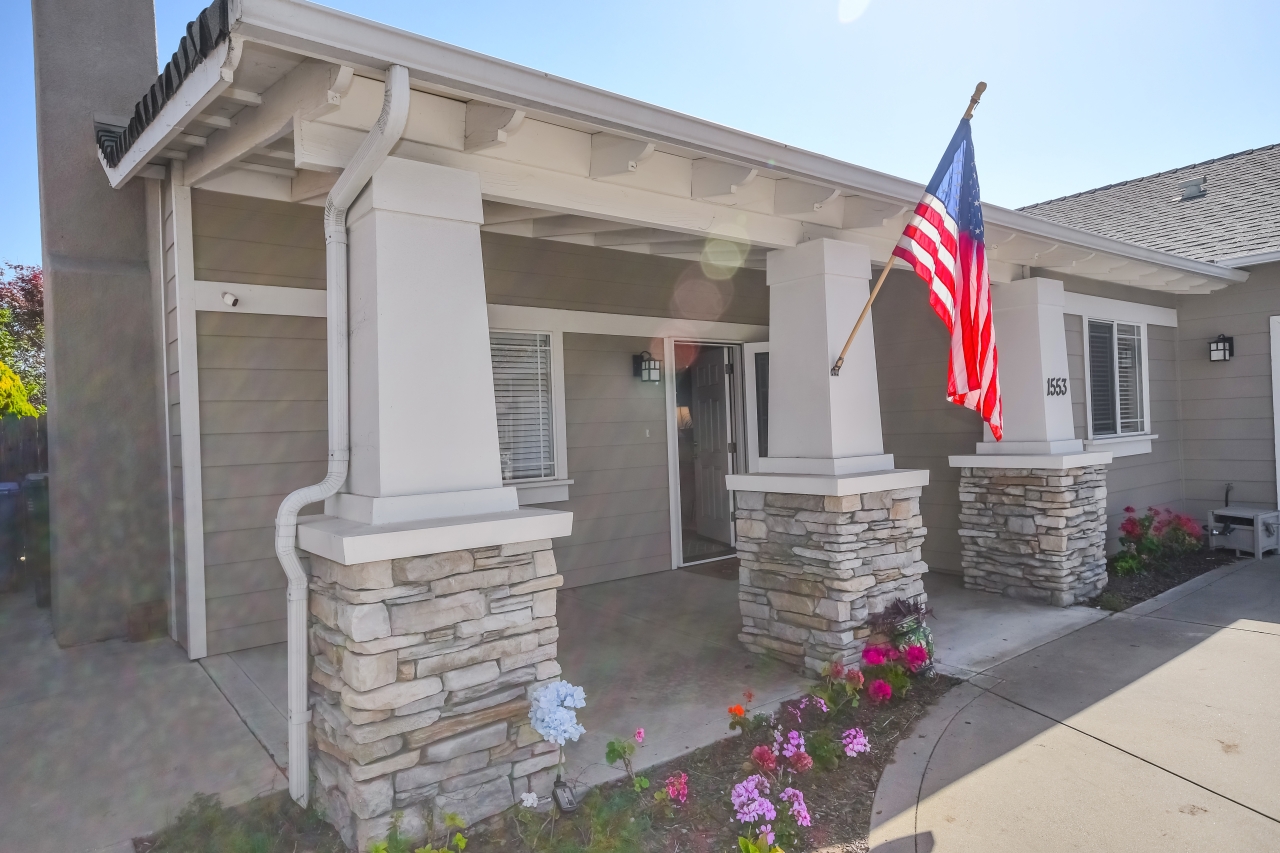 Covered Front Porch