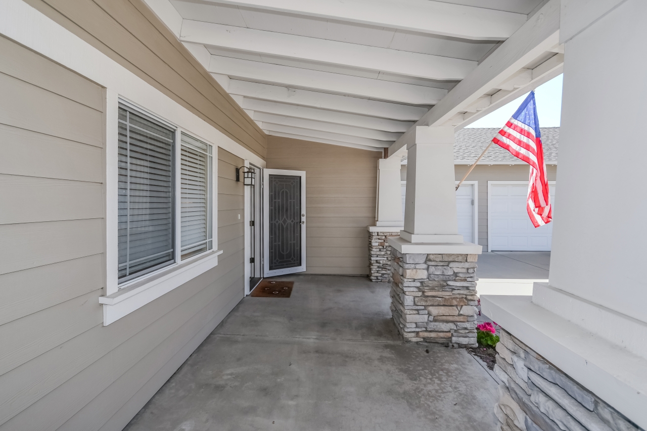 Covered Front Porch