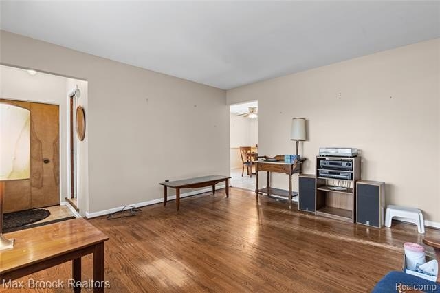 Listing image