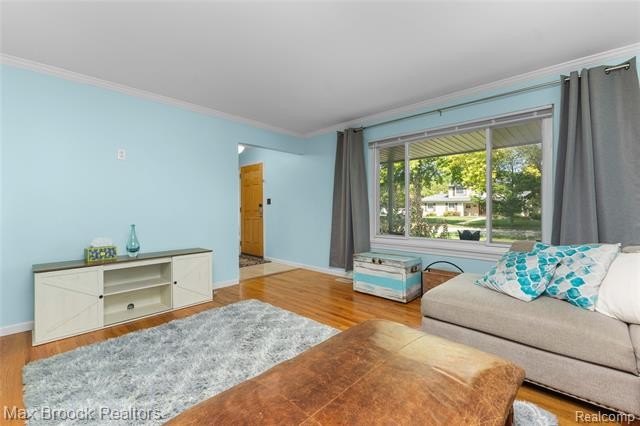 Listing image