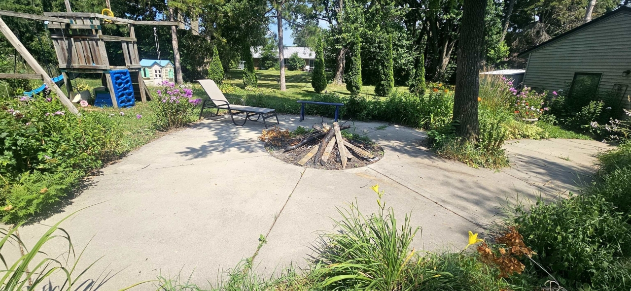 Concrete Built-in Firepit