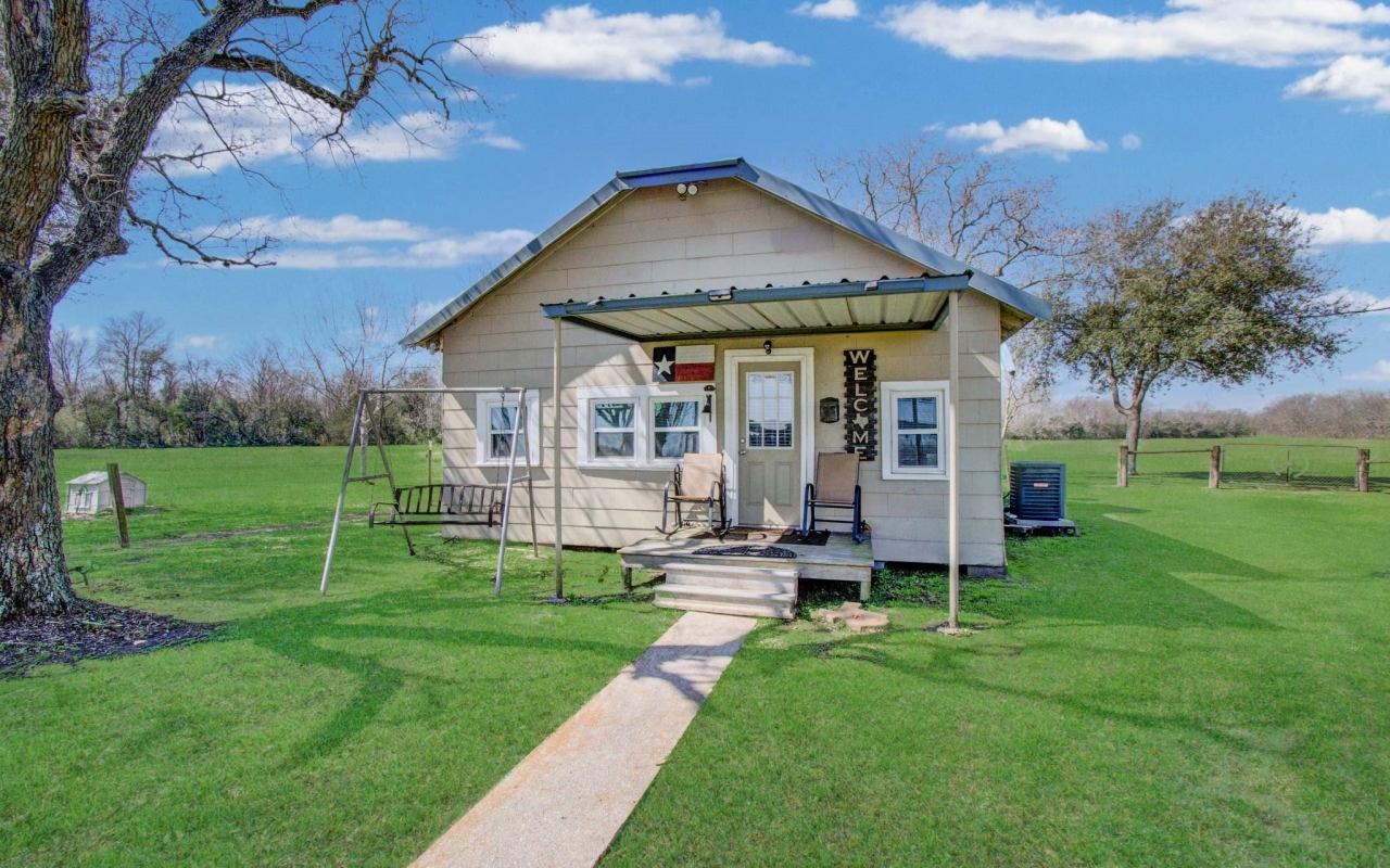 Listing image