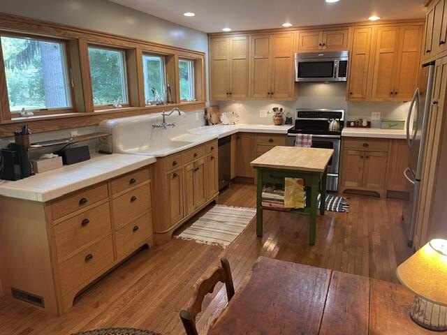Listing image