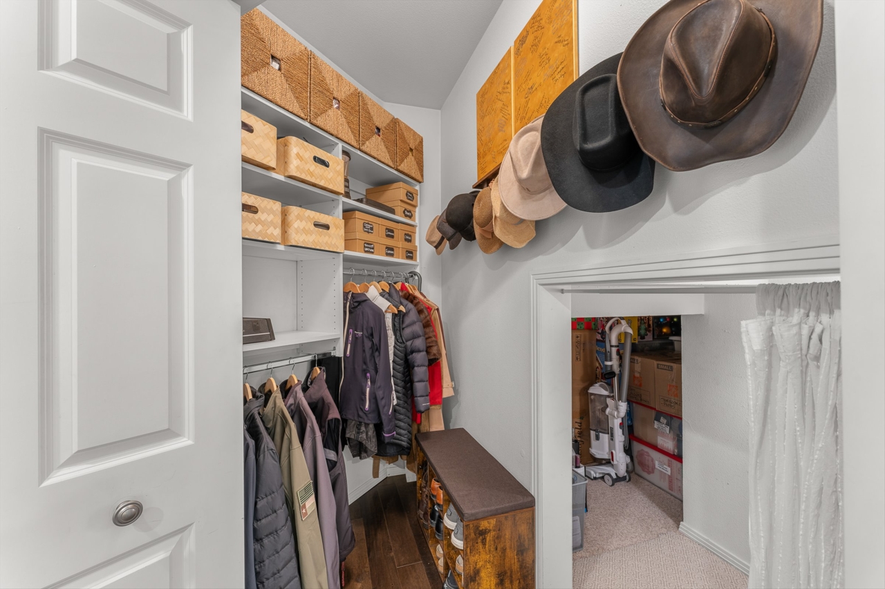 Closet