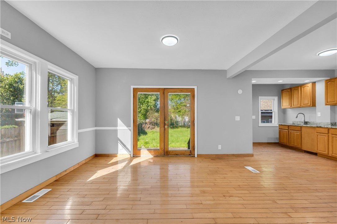 Listing image
