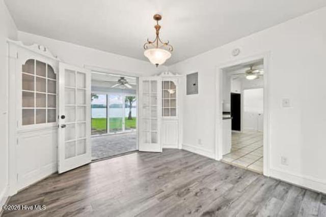 Listing image