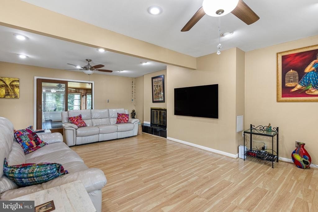 Listing image