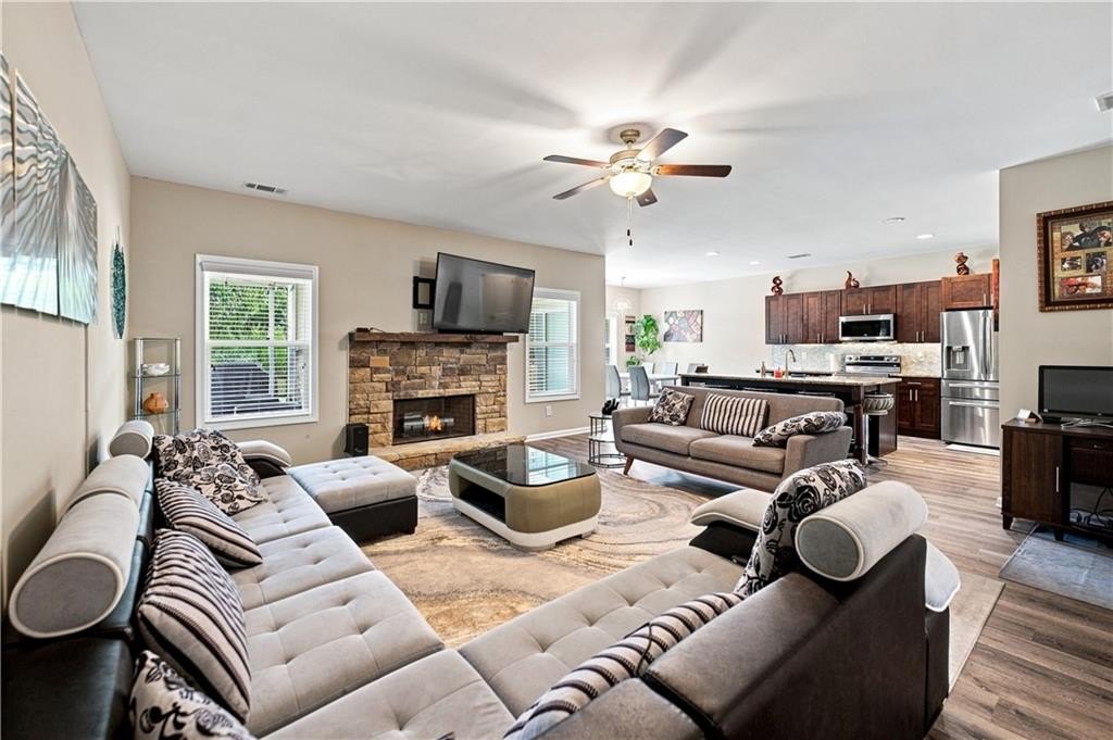 Listing image