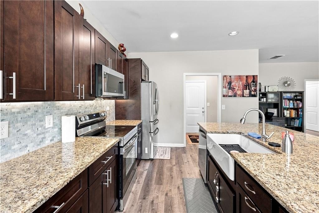 Listing image