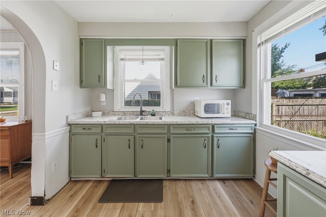 Listing image