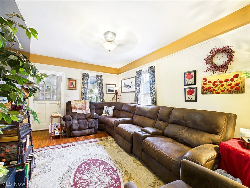 Listing image