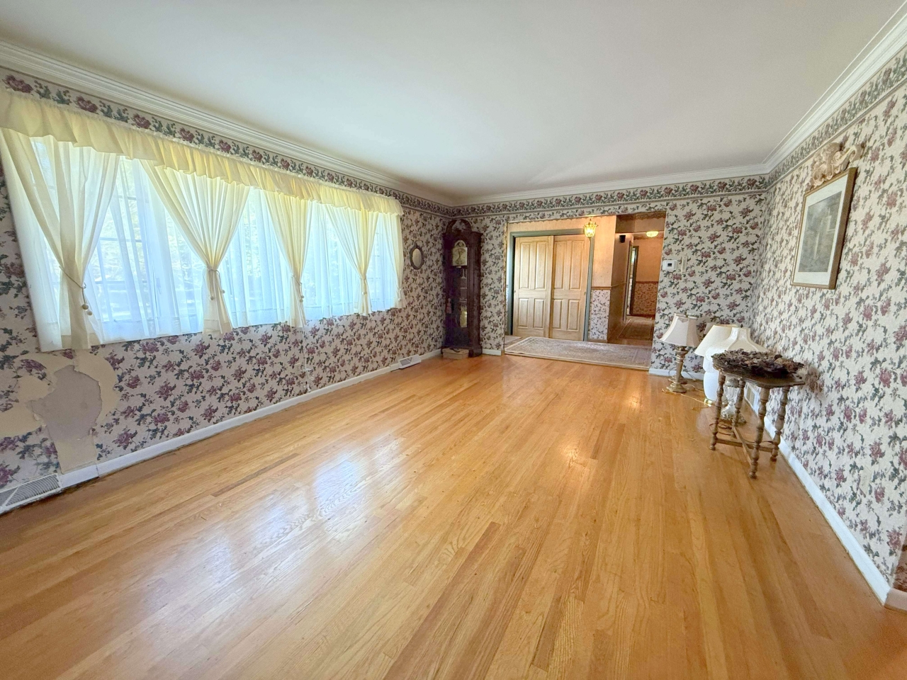 Listing image