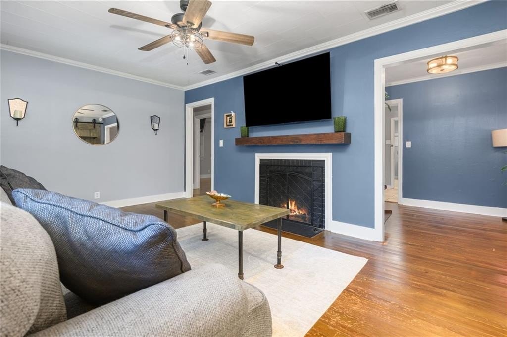 Listing image