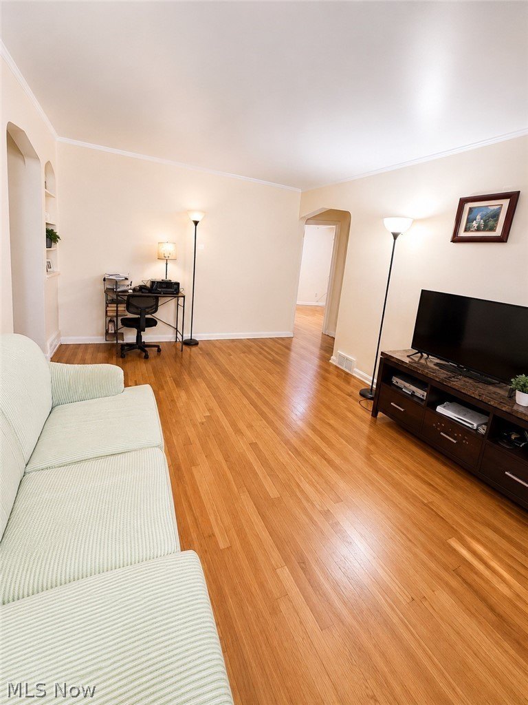 Listing image