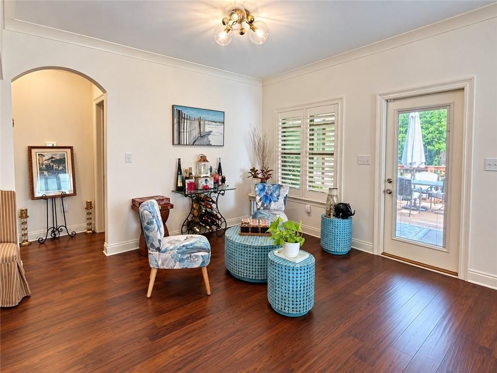 Listing image