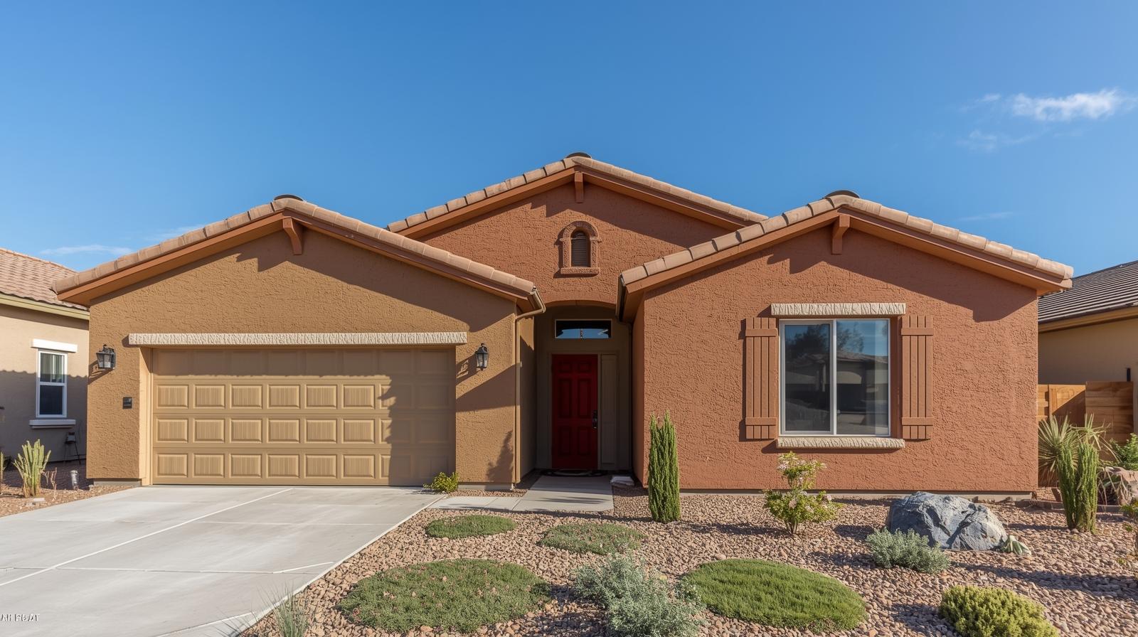 9 Stucco Colors for Home Exteriors We Love