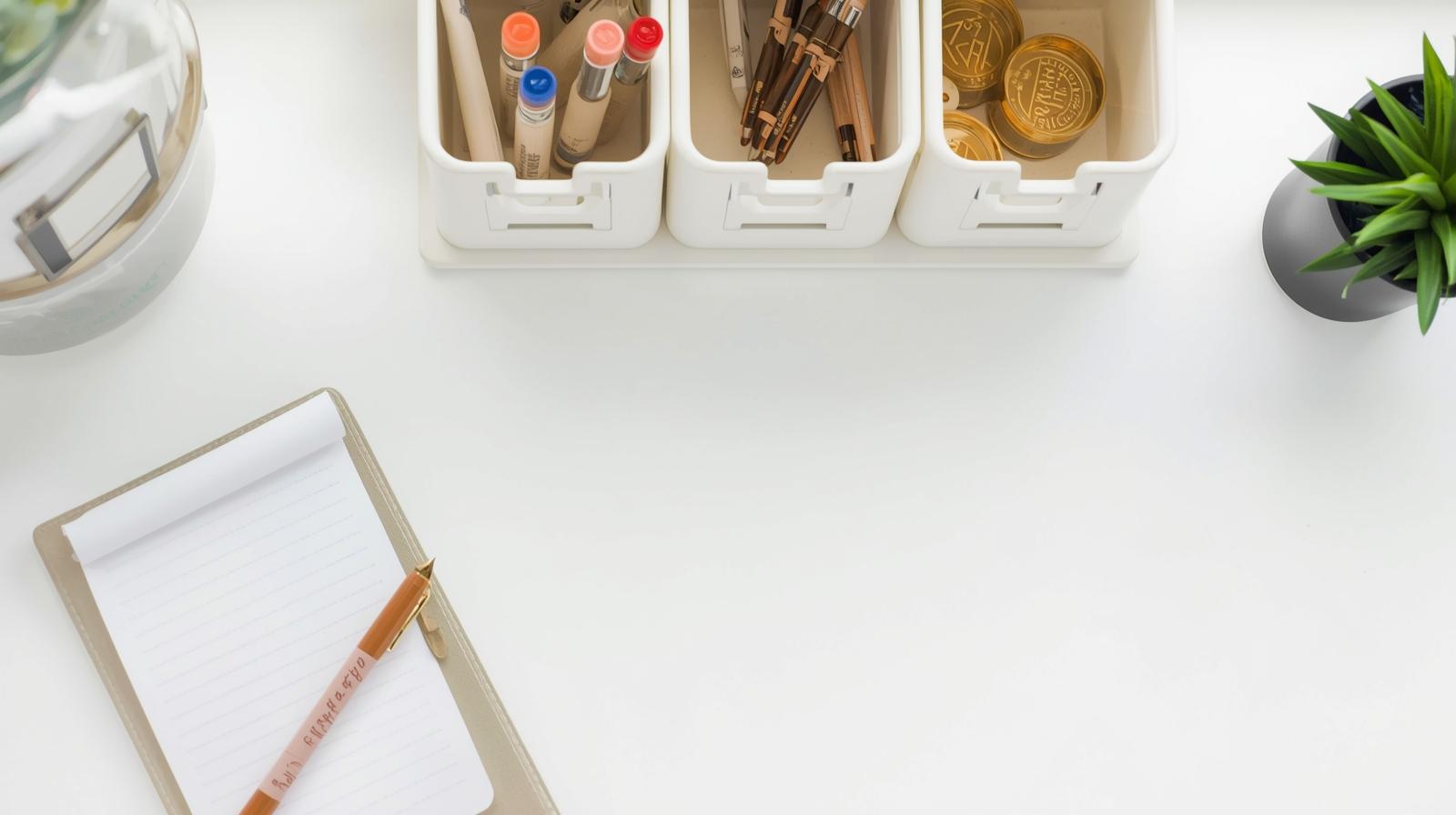 6 Easy Organizational Hacks for Those Who Dislike Organizing