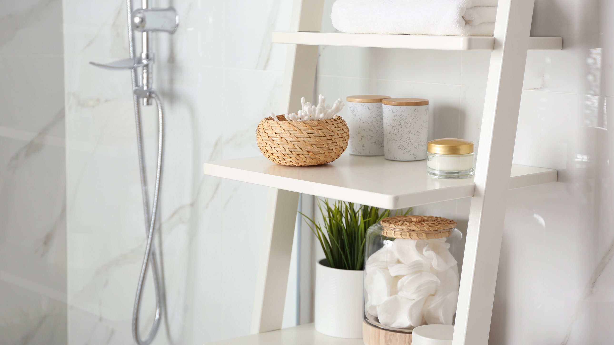 31 Bathroom Storage Ideas to Help You Organize the Loo