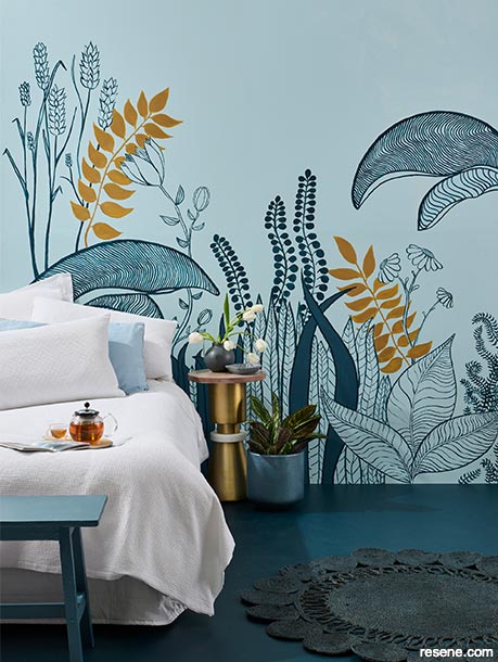 Using metallic hues in your interior