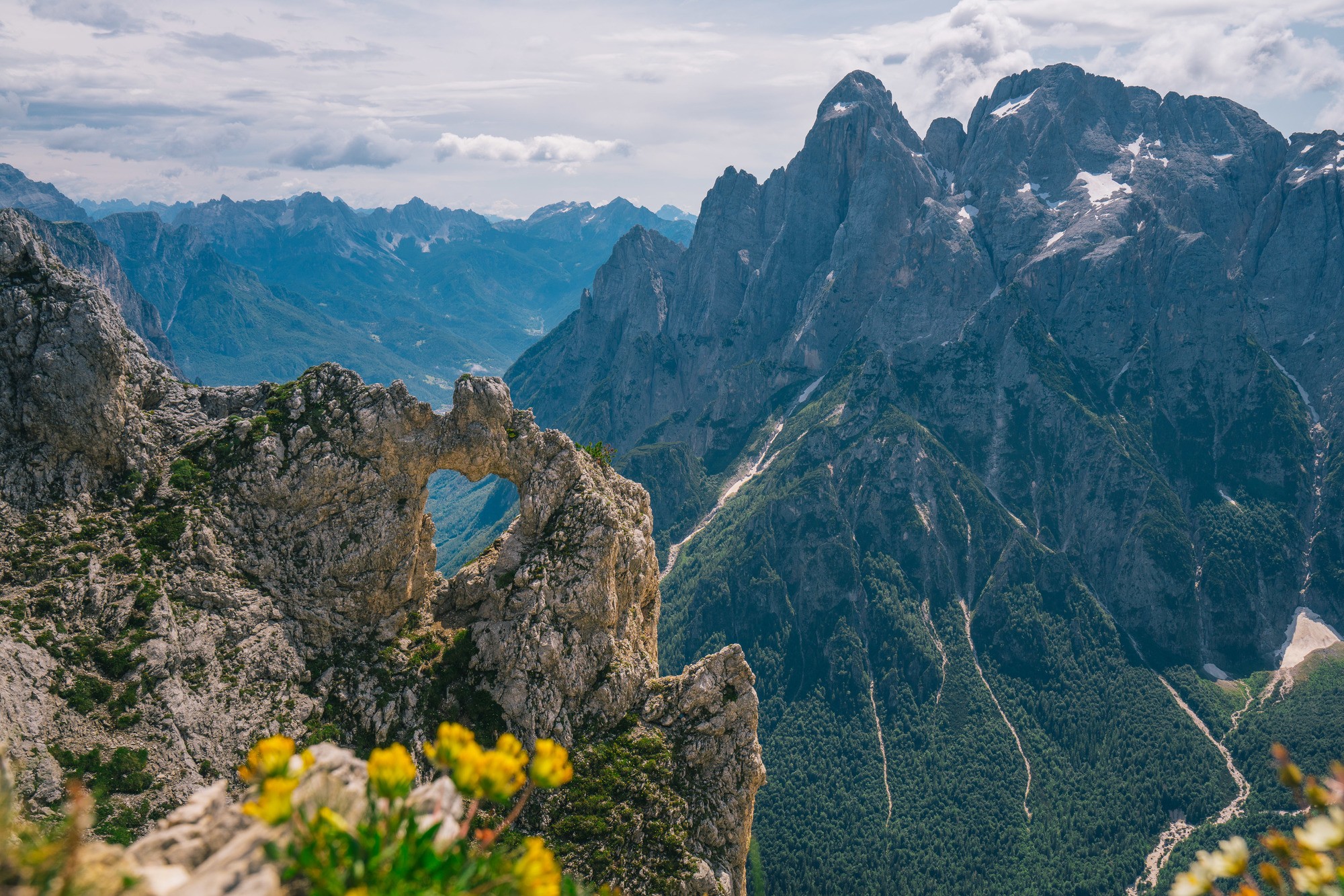Hiking to El Cor, the heart of the Dolomites