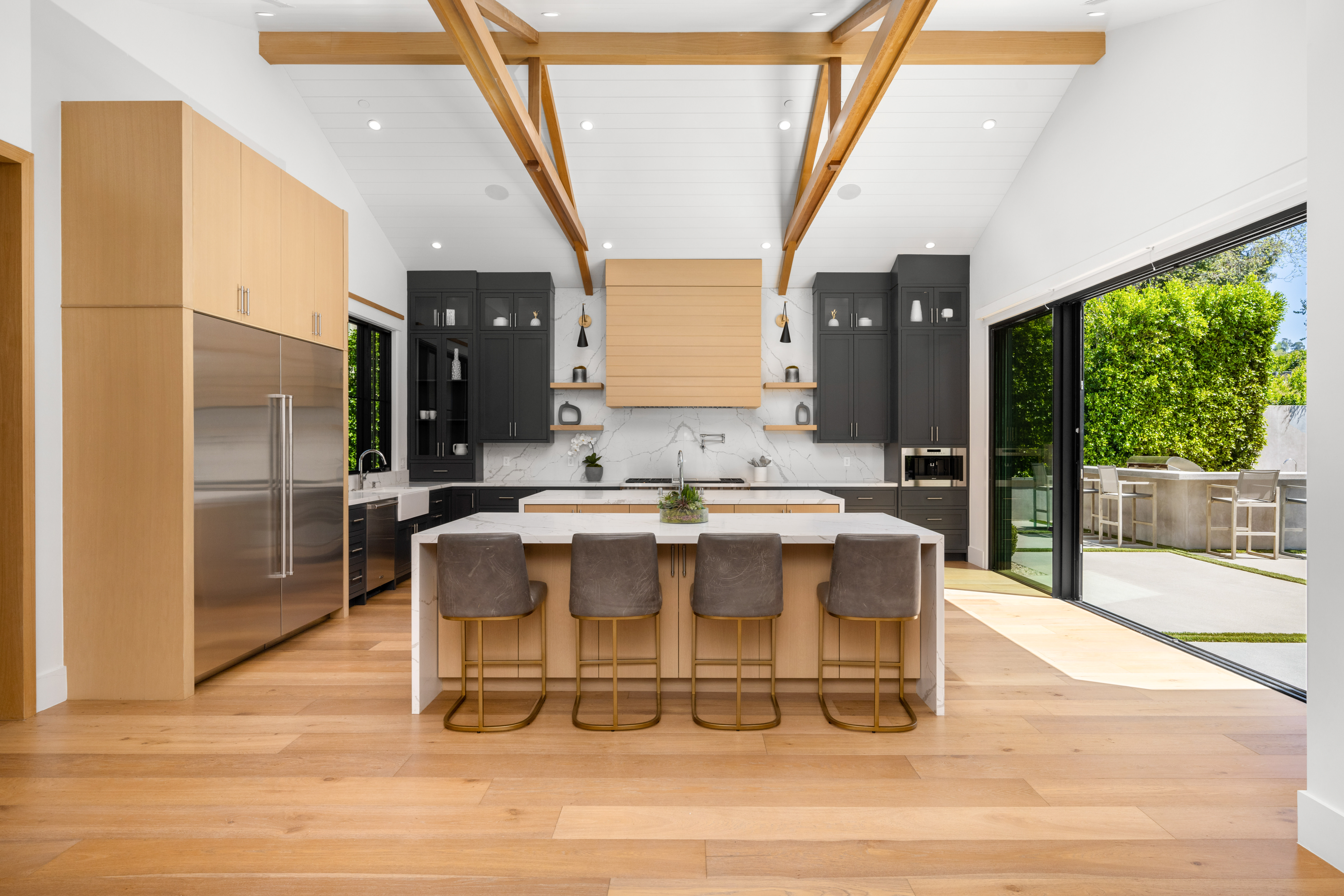 6 Ways to Make Your Dream Kitchen More Affordable