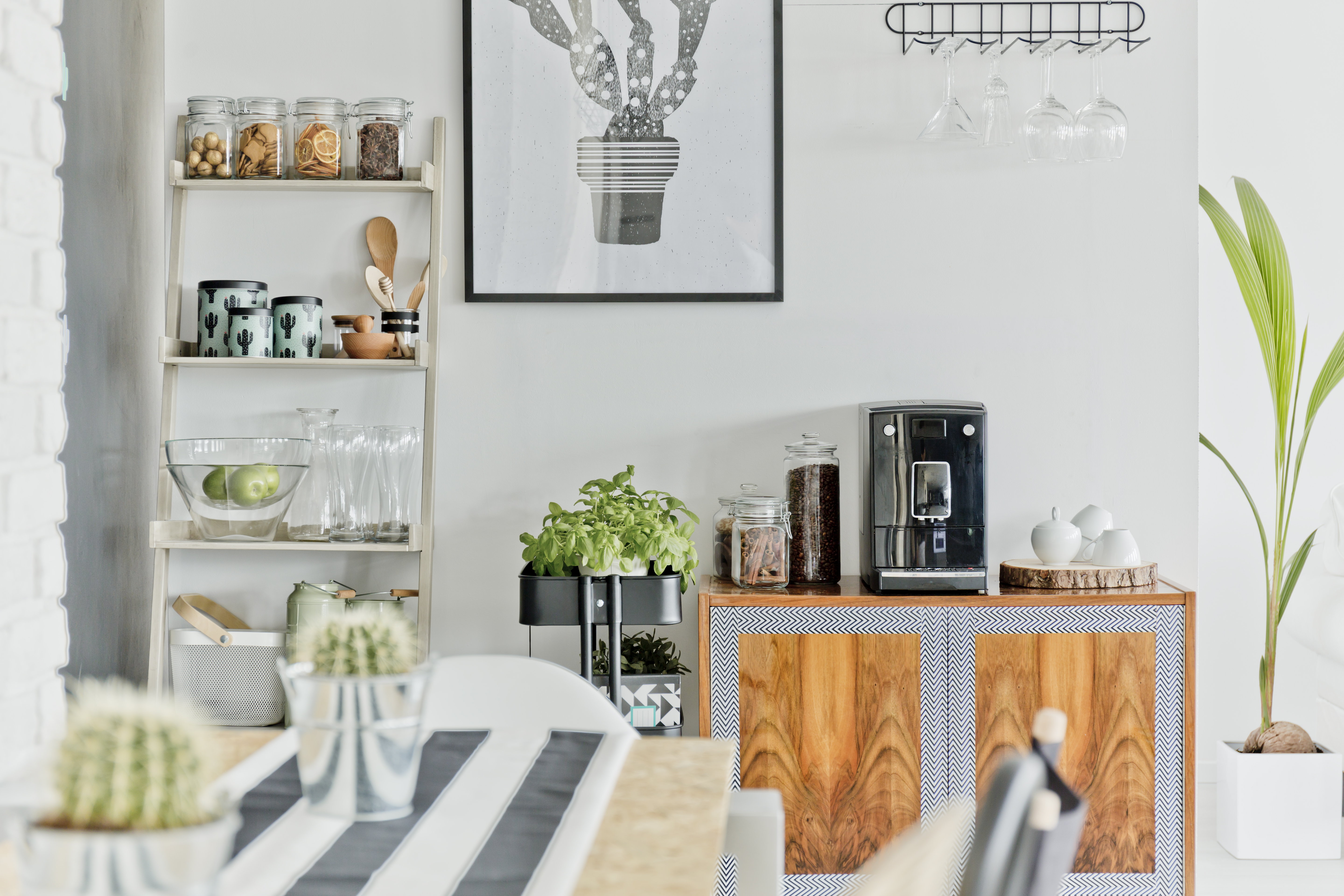 20 Kitchen Wall Decor Ideas to Transform Your Space