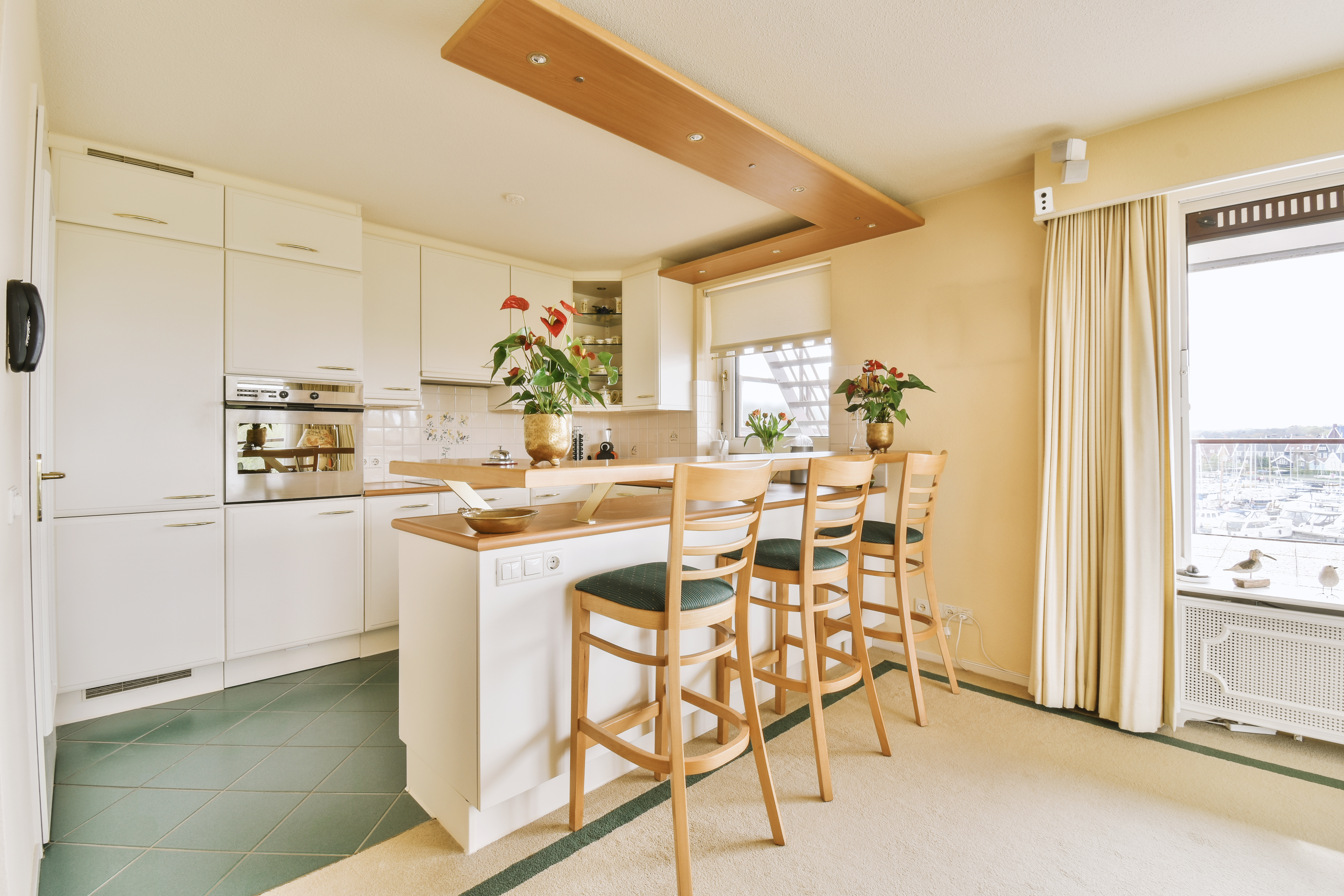 12 Midcentury Modern Kitchen Ideas to Inspire Your Retro Remodel