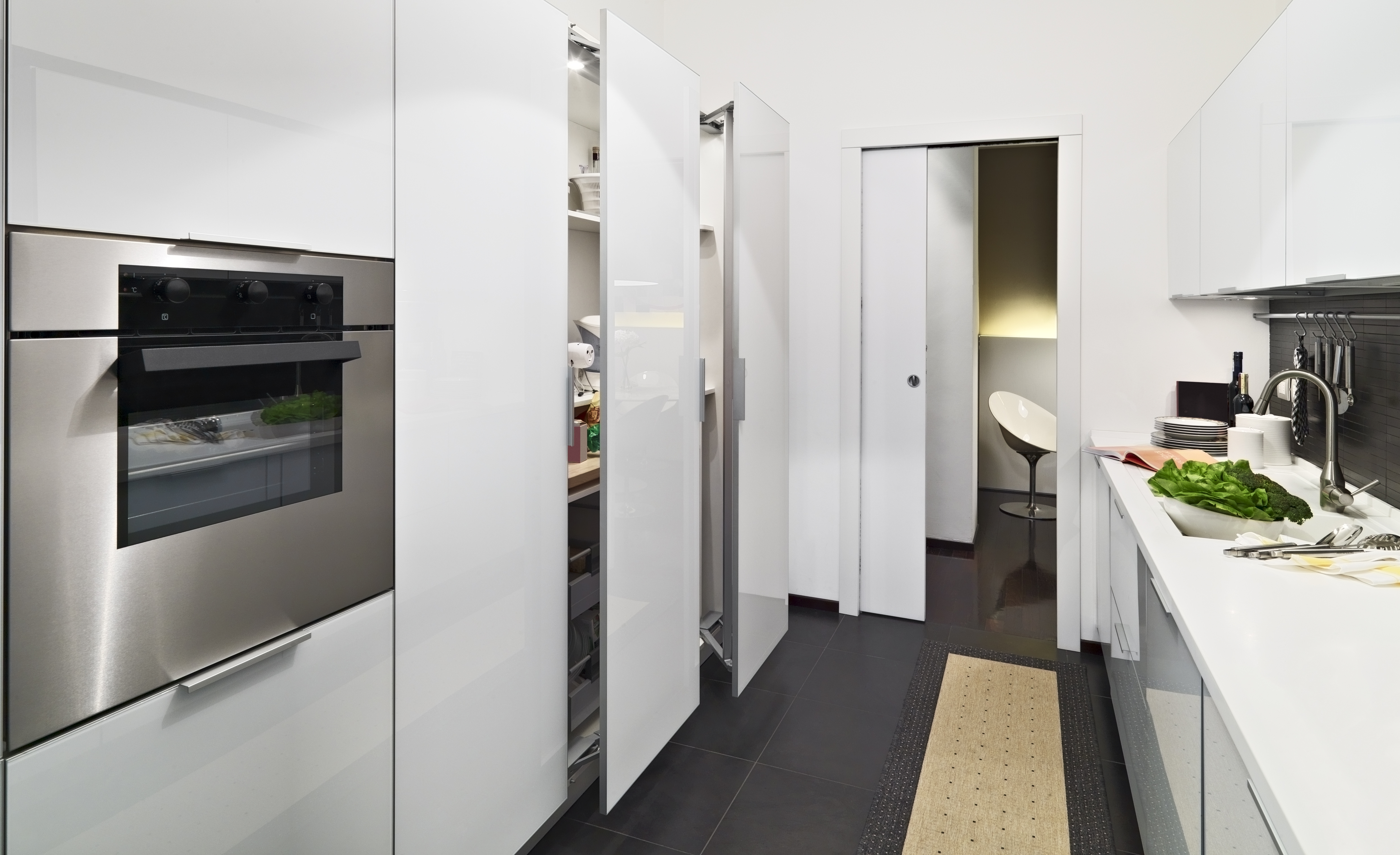 5 Ideas for Fold-Away Kitchen Storage