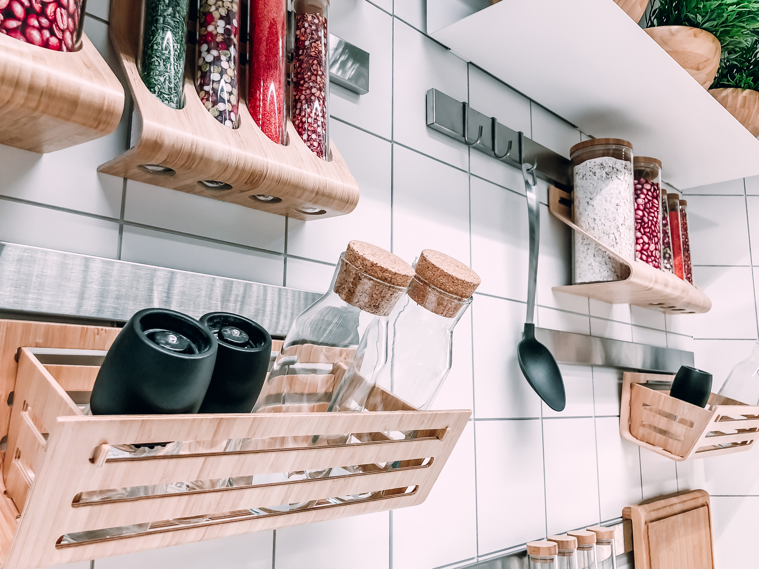 17 Brilliant DIY Kitchen Organization Ideas