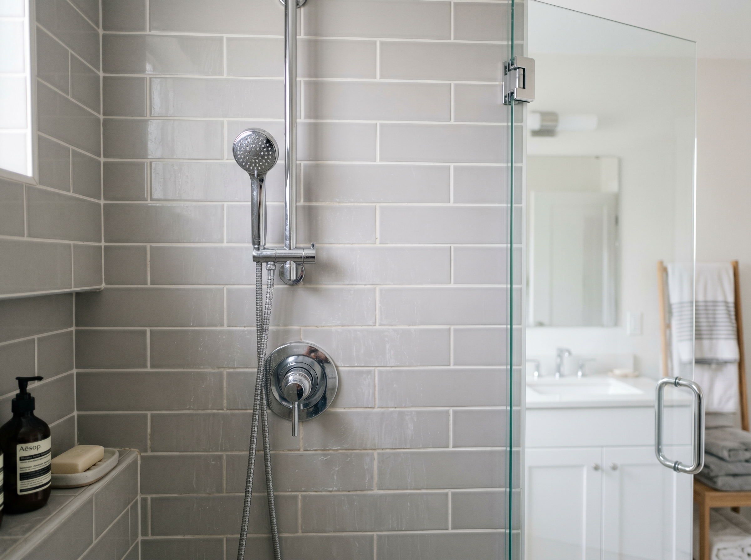 REMOVE SOAP SCUM Like a Professional?