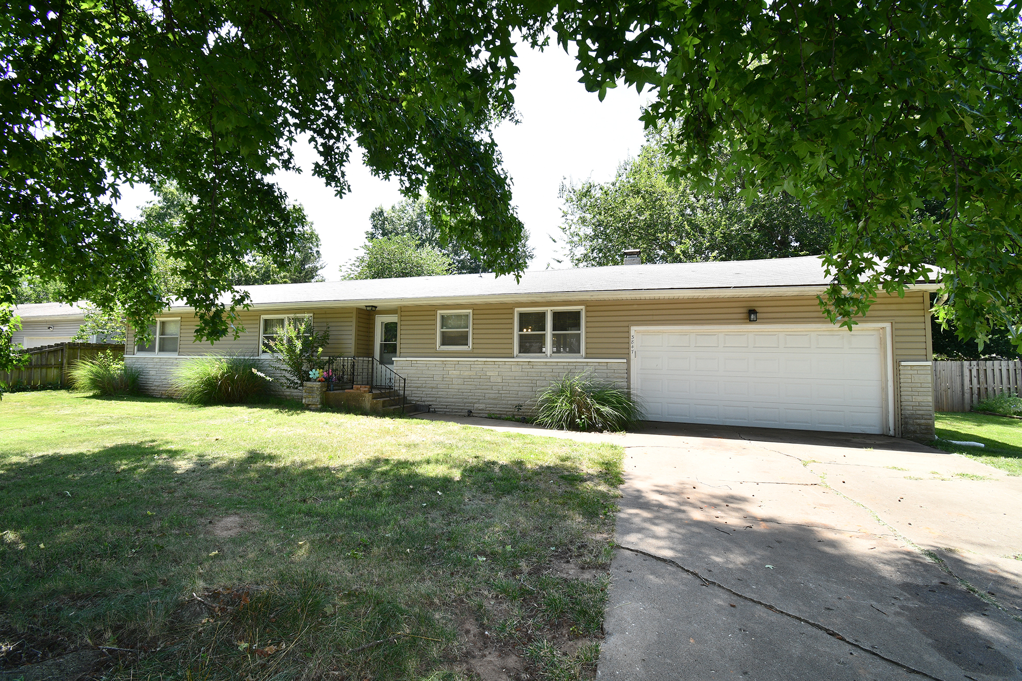 454 circle drive granite bay, ca